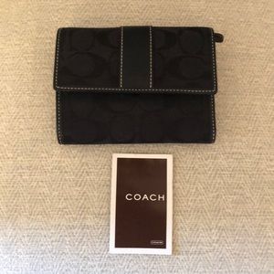 EUC Authentic Black Coach Monogram Wallet! 😍
